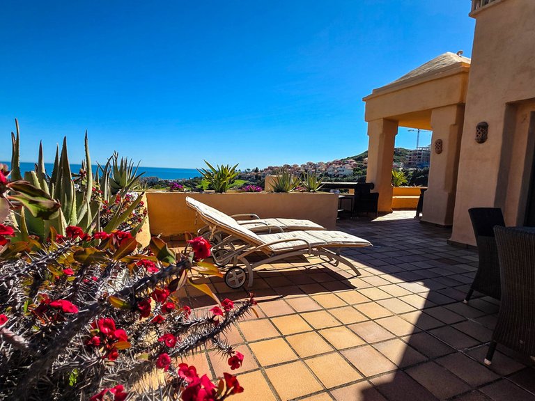 Apartment for Sale in La Duquesa, Malaga 10