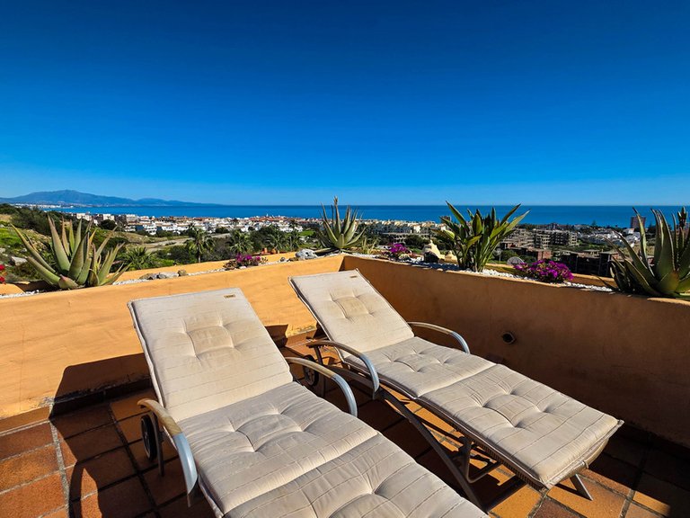 Apartment for Sale in La Duquesa, Malaga 12