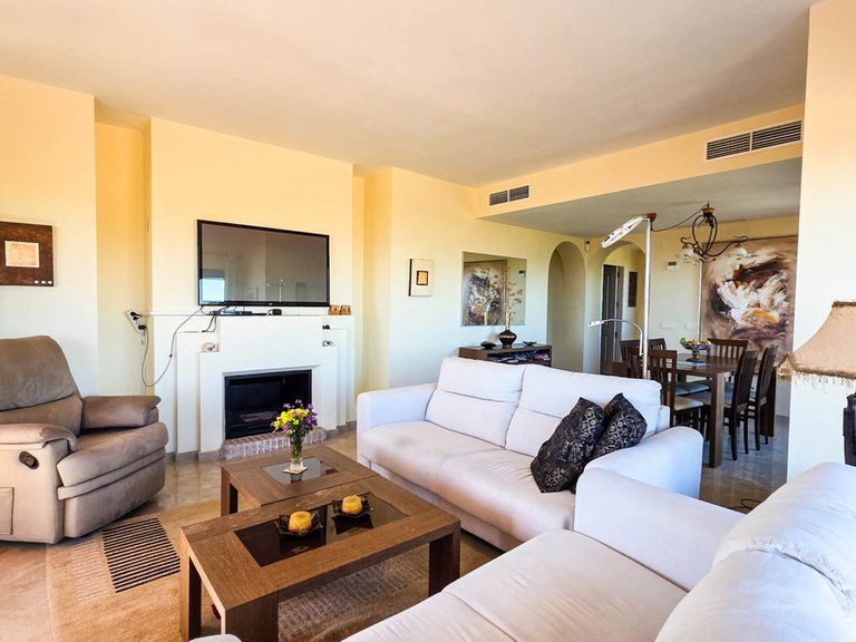 Apartment for Sale in La Duquesa, Malaga 15