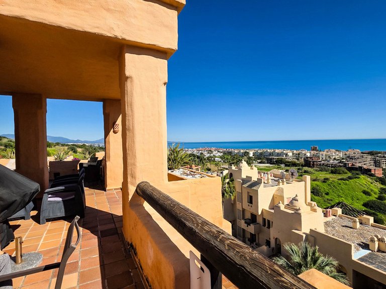 Apartment for Sale in La Duquesa, Malaga 2