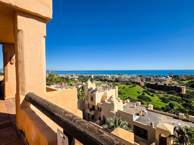 Apartment for Sale in La Duquesa, Malaga 8