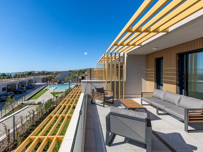 Villa for Sale in El Chaparral, Malaga 14
