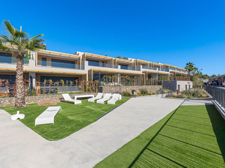 Villa for Sale in El Chaparral, Malaga 25