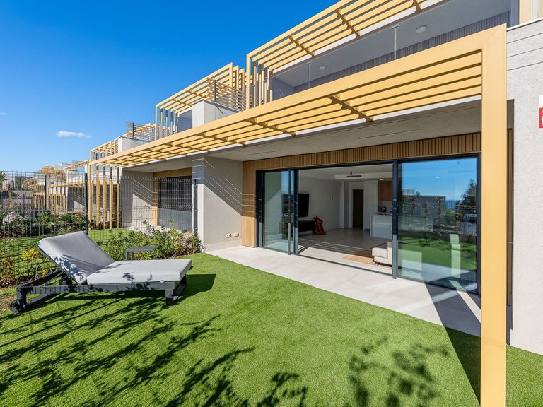 Villa for Sale in El Chaparral, Malaga 28