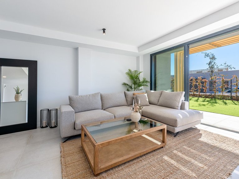 Villa for Sale in El Chaparral, Malaga 7