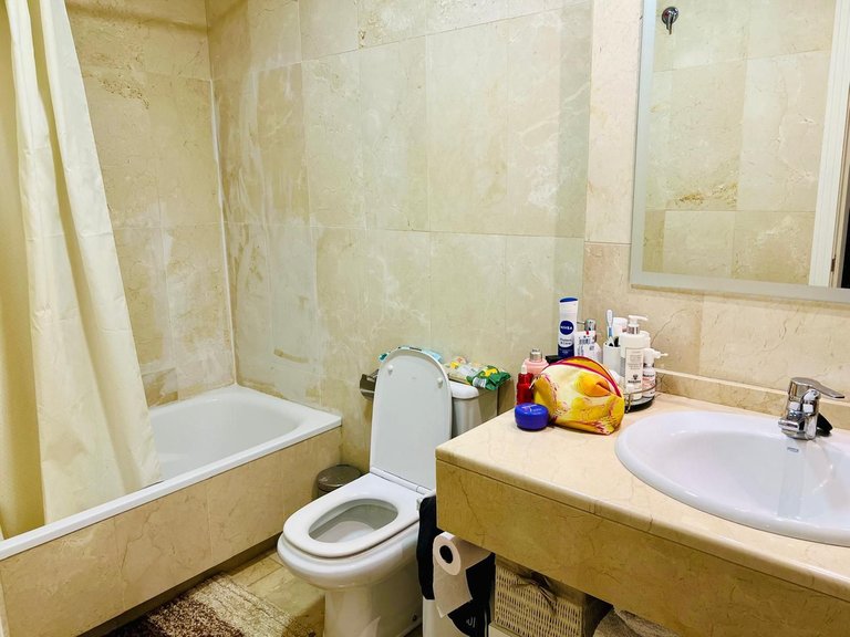 Apartment for Sale in The Golden Mile, Malaga 15