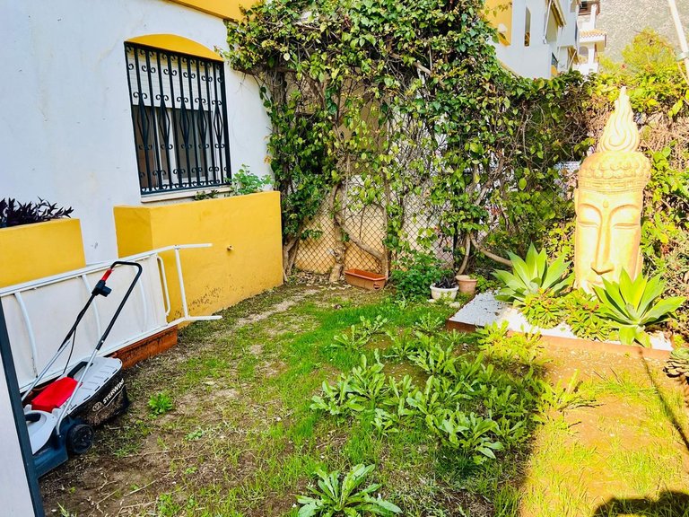 Apartment for Sale in The Golden Mile, Malaga 24
