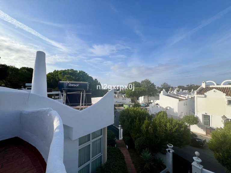 Villa for Sale in Reserva De Marbella, Malaga 16