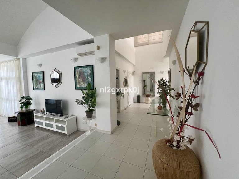 Villa for Sale in Reserva De Marbella, Malaga 25