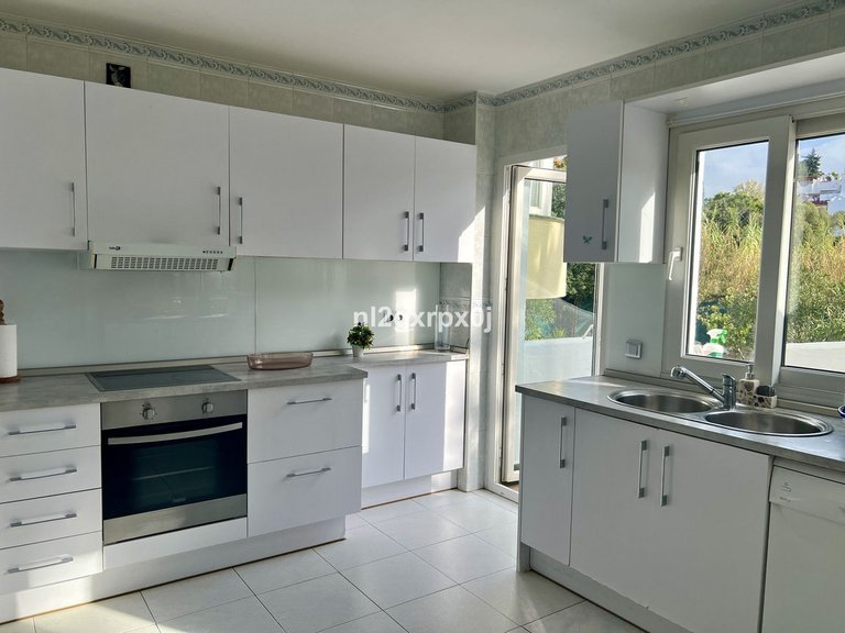 Villa for Sale in Reserva De Marbella, Malaga 27