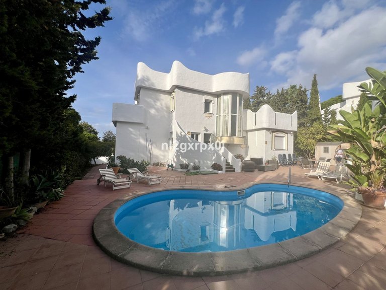 Villa for Sale in Reserva De Marbella, Malaga 31