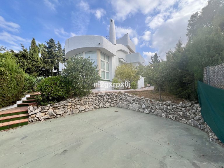 Villa for Sale in Reserva De Marbella, Malaga 32
