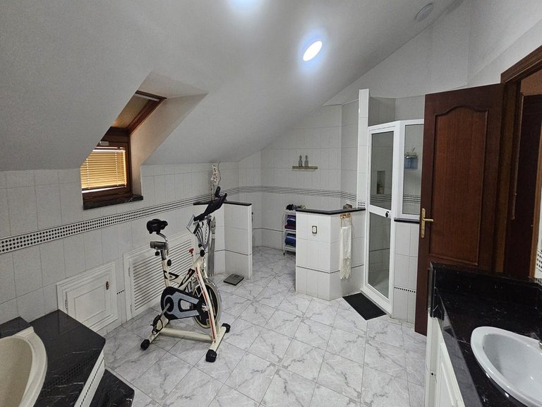 Apartment for Sale in Fuengirola, Malaga 34