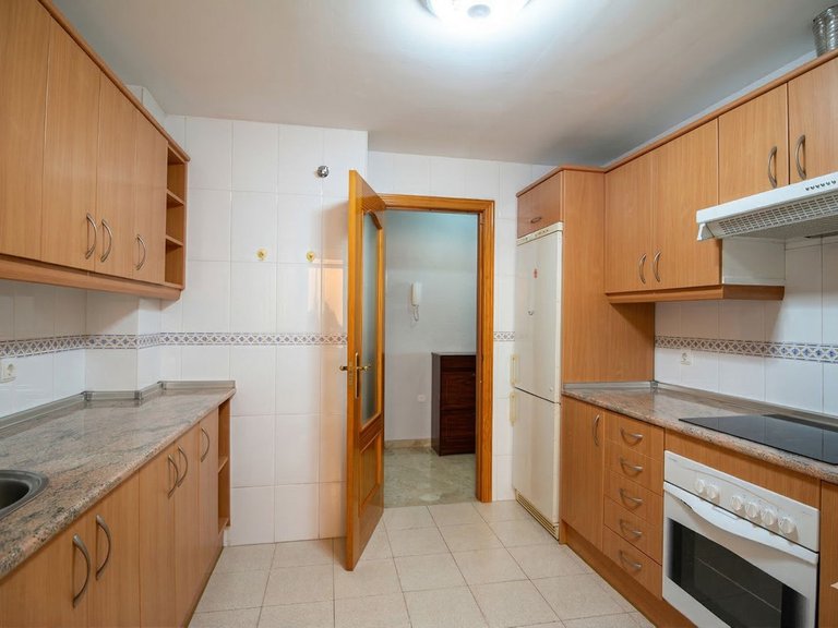 Apartment for Sale in Fuengirola, Malaga 10