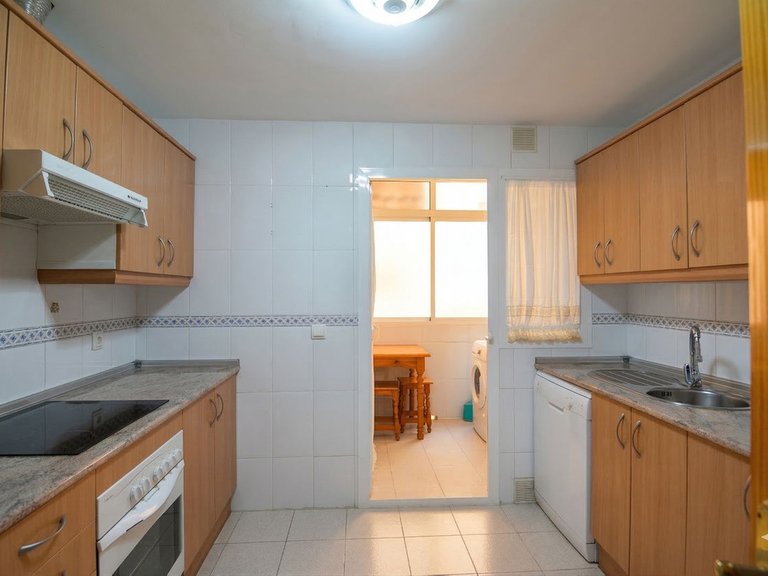 Apartment for Sale in Fuengirola, Malaga 11