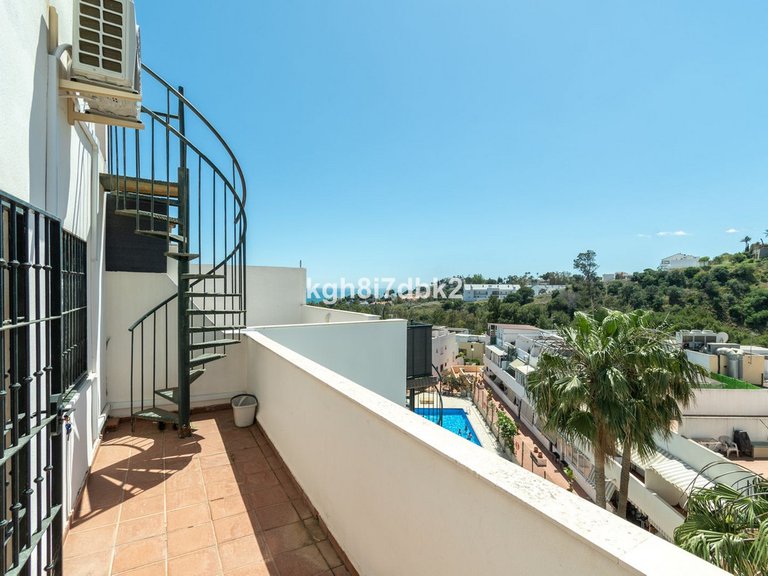 Apartment for Sale in Benalmadena Costa, Malaga 16