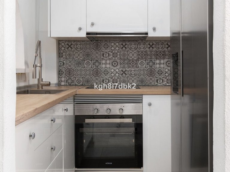 Apartment for Sale in Benalmadena Costa, Malaga 20
