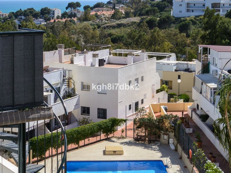 Apartment for Sale in Benalmadena Costa, Malaga 8