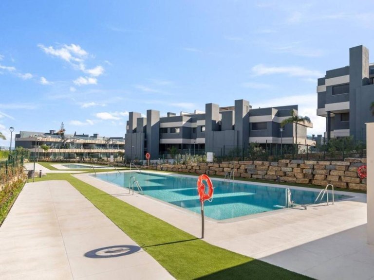 Apartment for Sale in Selwo, Malaga 1