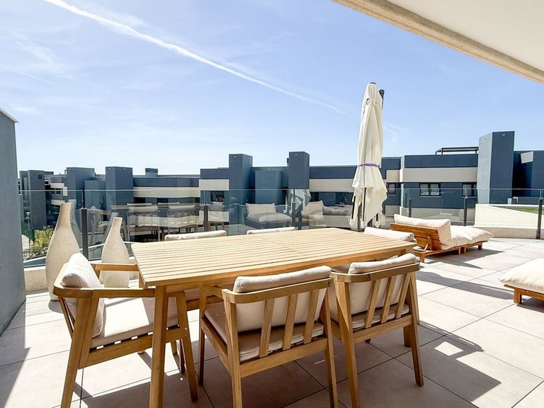 Apartment for Sale in Selwo, Malaga 4