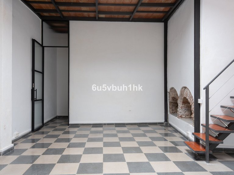 Apartment for Sale in Málaga, Malaga 15
