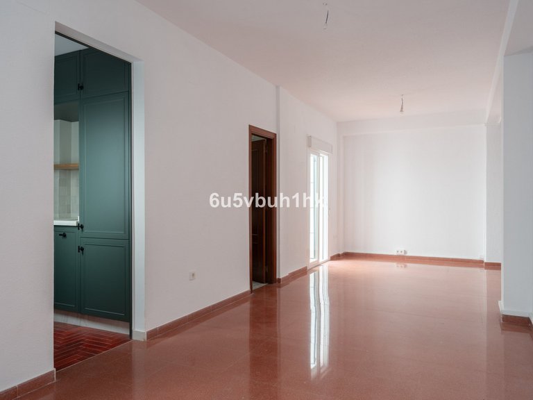 Apartment for Sale in Málaga, Malaga 28