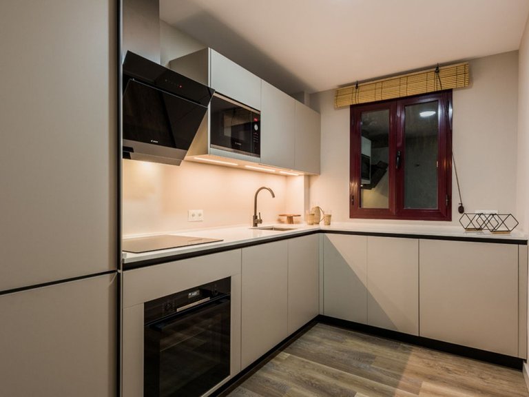 Apartment for Sale in El Paraiso, Malaga 5