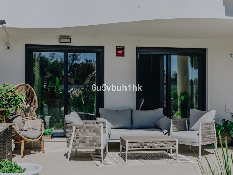 Apartment for Sale in Estepona, Malaga 10