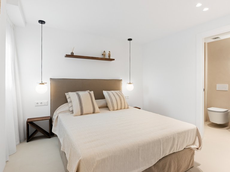 Apartment for Sale in La Duquesa, Malaga 24