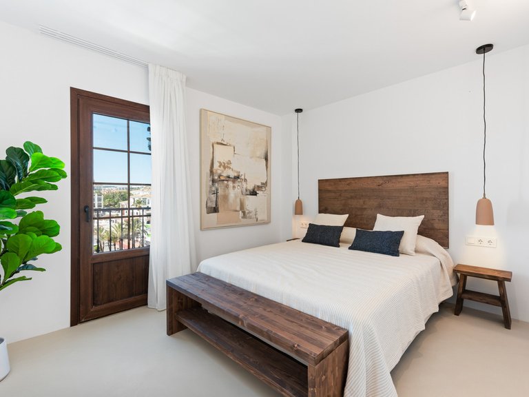 Apartment for Sale in La Duquesa, Malaga 28