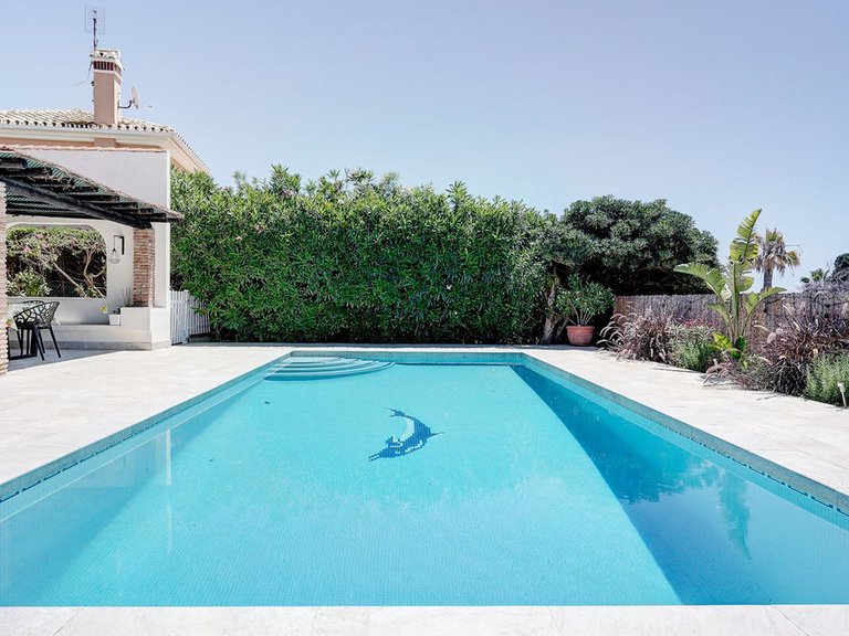 Villa for Sale in Calahonda, Malaga 2