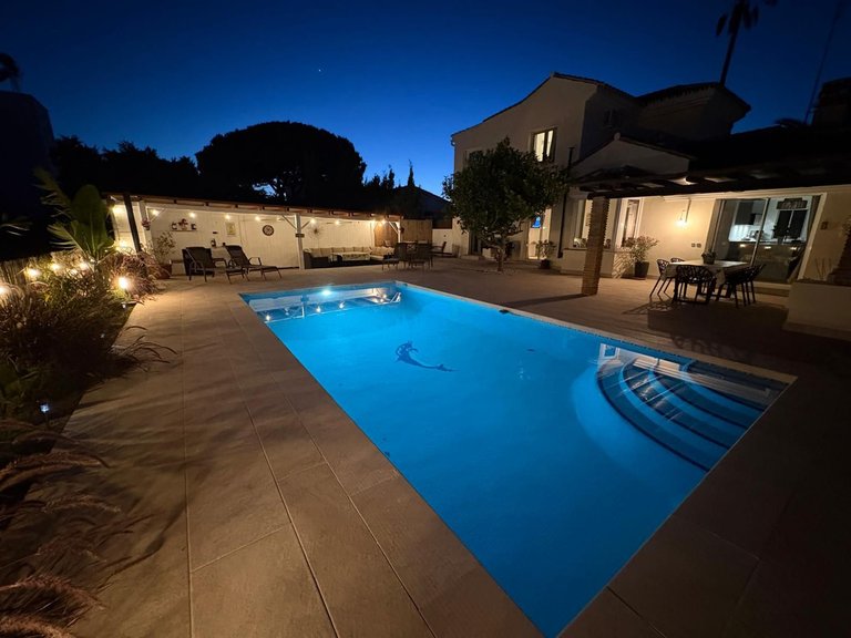 Villa for Sale in Calahonda, Malaga 33