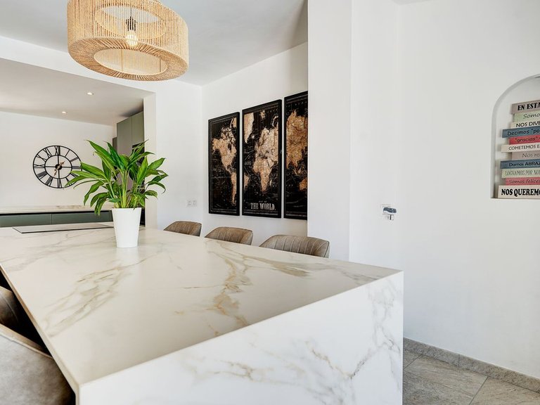 Villa for Sale in Calahonda, Malaga 8