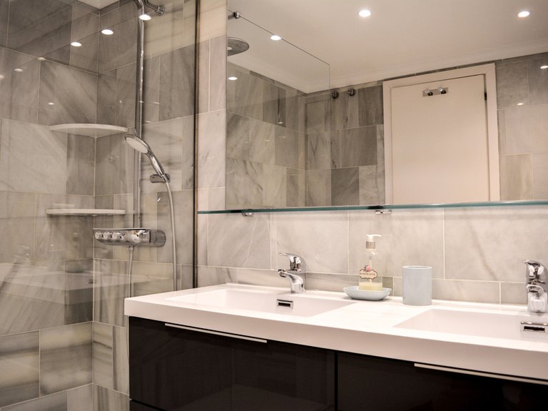 Apartment for Sale in Puerto Banús, Malaga 9