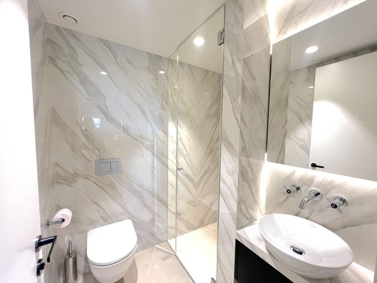 Apartment for Sale in The Golden Mile, Malaga 14