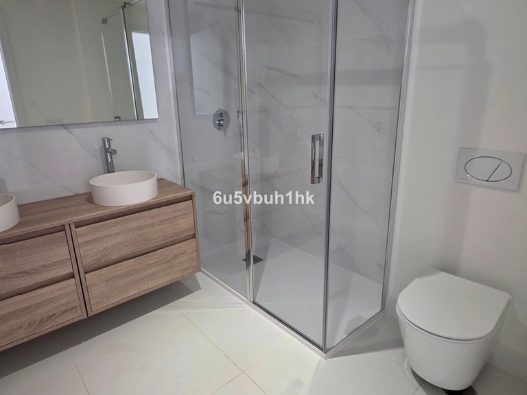 Apartment for Sale in Fuengirola, Malaga 8