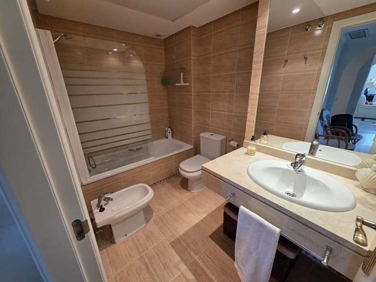 Apartment for Sale in Nueva Andalucía, Malaga 10