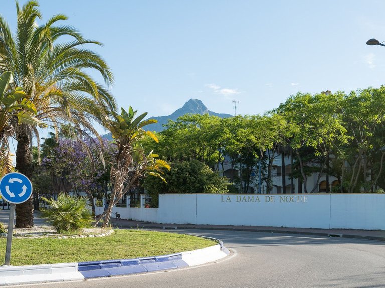 Apartment for Sale in Nueva Andalucía, Malaga 13