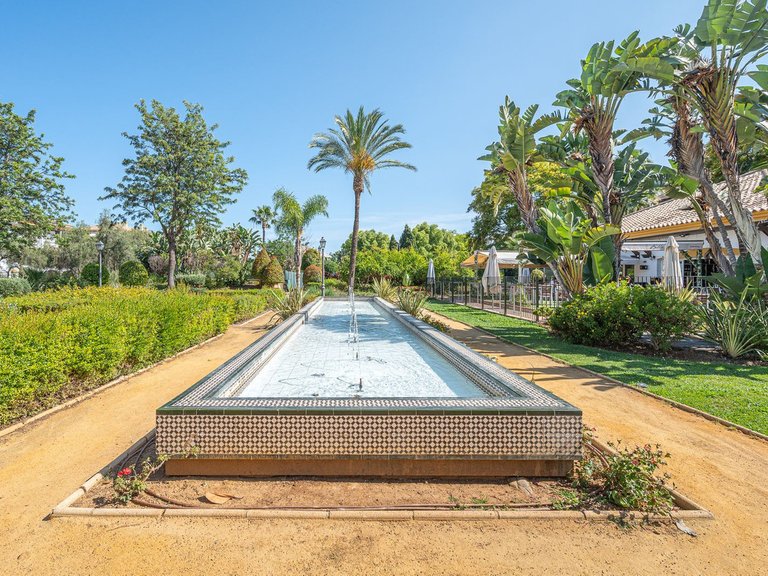 Apartment for Sale in Nueva Andalucía, Malaga 29