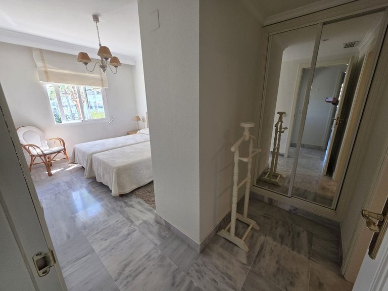 Apartment for Sale in Nueva Andalucía, Malaga 9