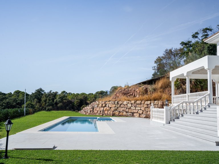 Villa for Sale in Benahavís, Malaga 15
