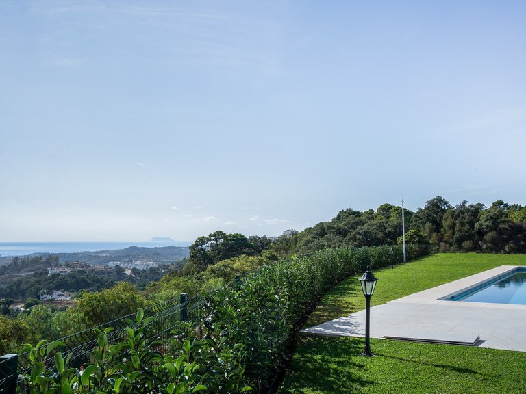 Villa for Sale in Benahavís, Malaga 16