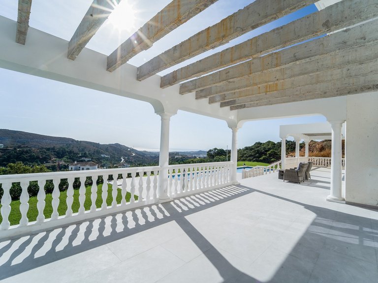 Villa for Sale in Benahavís, Malaga 18