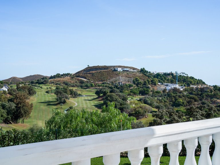 Villa for Sale in Benahavís, Malaga 21