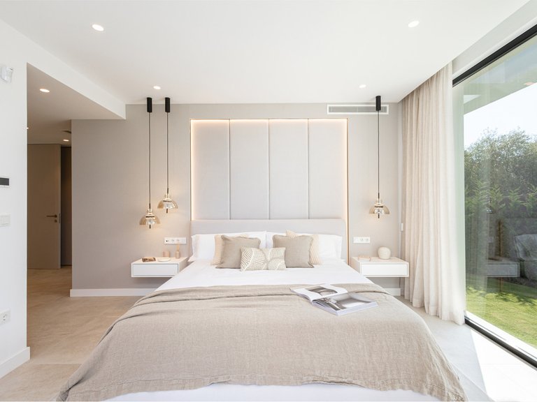 Villa for Sale in Nueva Andalucía, Malaga 33