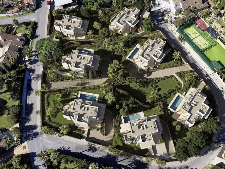 Villa for Sale in Marbella, Malaga 1