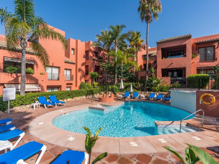 Apartment for Sale in Marbella, Malaga 18