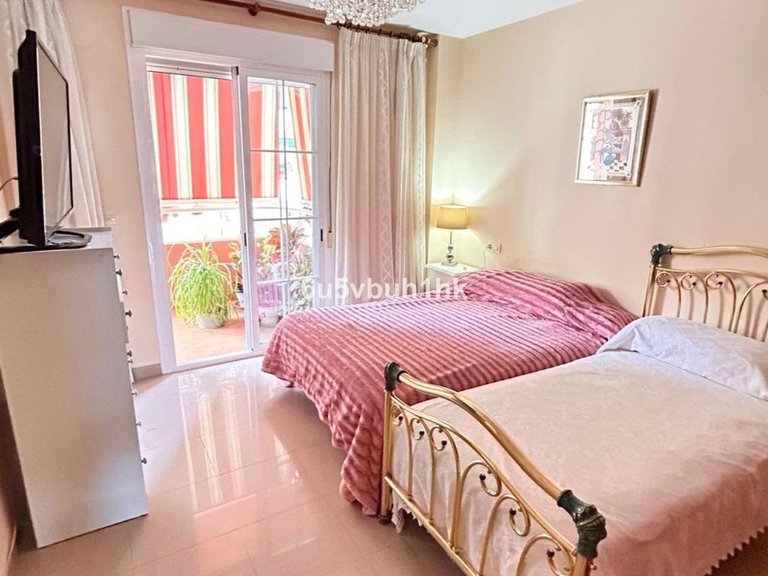 Apartment for Sale in Fuengirola, Malaga 18