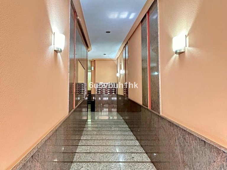 Apartment for Sale in Fuengirola, Malaga 20