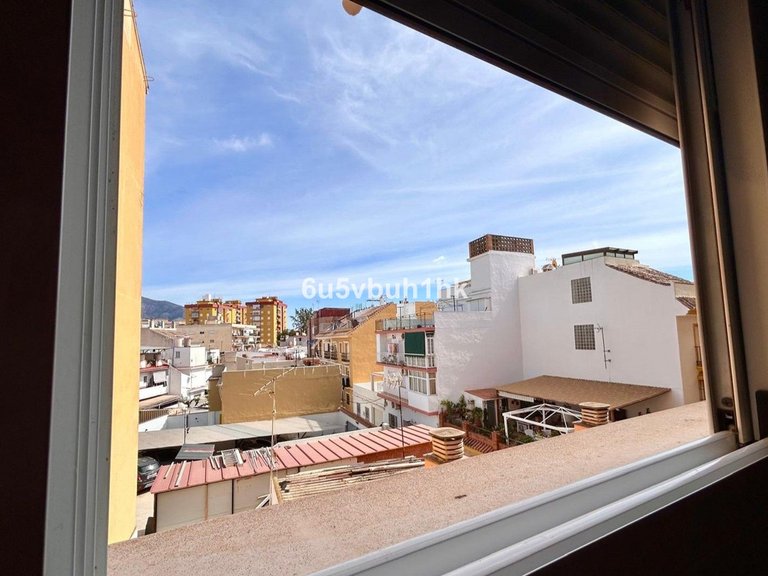 Apartment for Sale in Fuengirola, Malaga 26